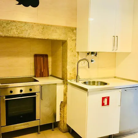 4 Bedroom - Rua Dos Douradores Apartment