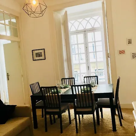 4 Bedroom - Rua Dos Douradores Апартаменты