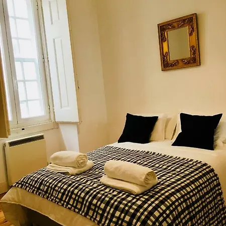 4 Bedroom - Rua Dos Douradores Апартаменты Лиссабон