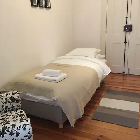 Апартаменты 4 Bedroom - Rua Dos Douradores *